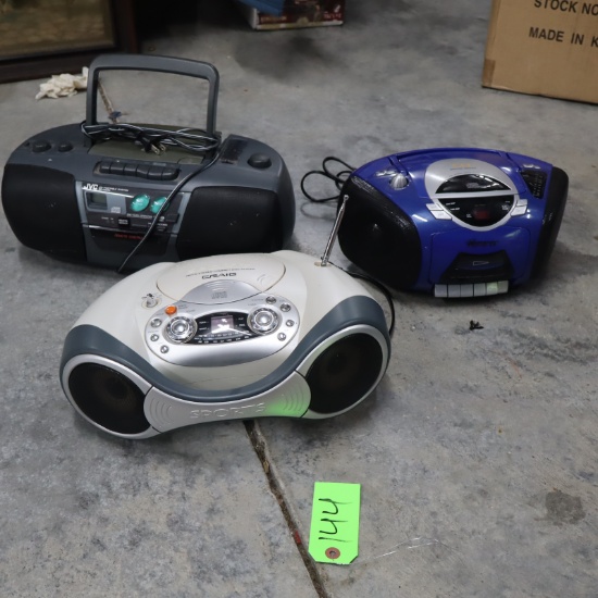 3 CD PLAYERS