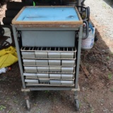 TOOL BOX W/ WHEELS  22 X 20 X 40