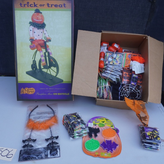 HALLOWEEN DECOR
