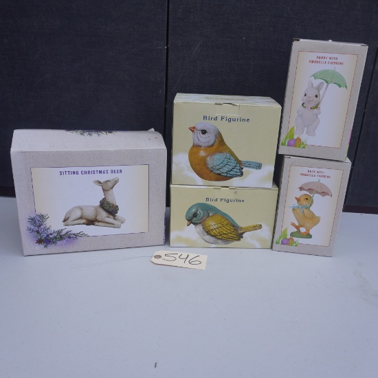 5 FIGURINES