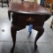 DROP LEAF END TABLE   27 X 18 X 34
