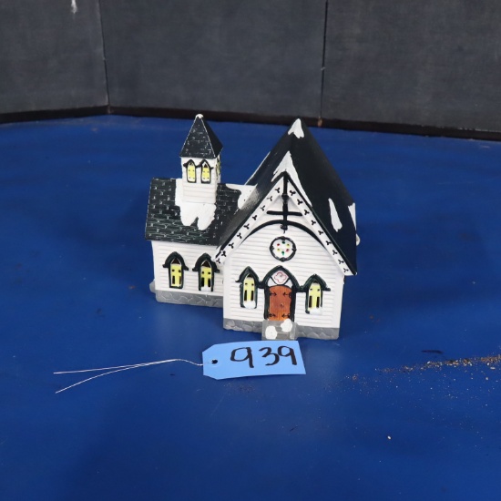 DEPT. 56 LIGHTED CHURCH