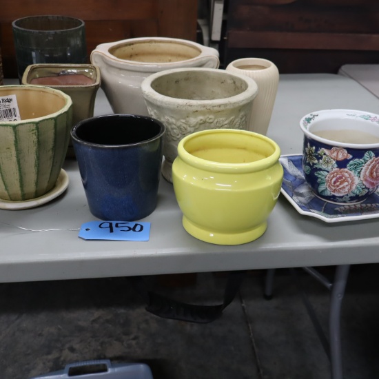 LOT OF PLANTERS
