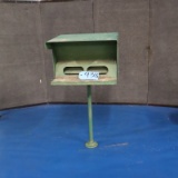 METAL BIRD FEEDER  2 FT. TALL