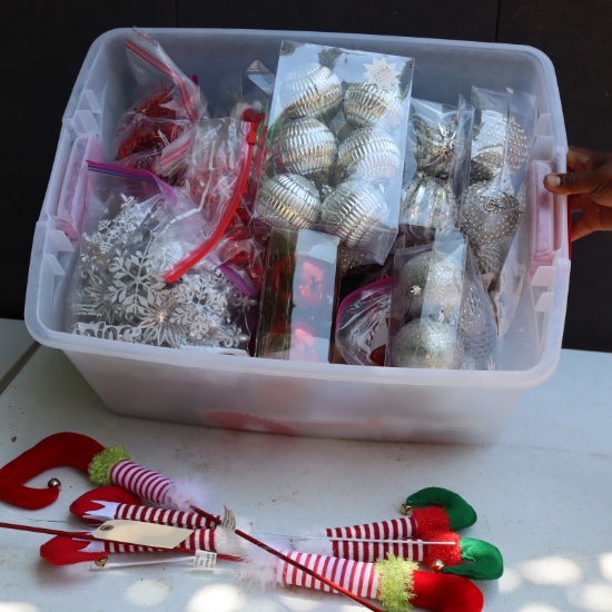 CONTAINER OF CHRISTMAS DECOR