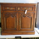 NICE SERVER BY WHITE FURNITURE