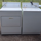 LIKE NEW MATCHING SET OF WASHER/DRYER
