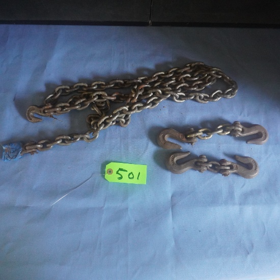 8FT. LOG CHAIN W/ HOOKS