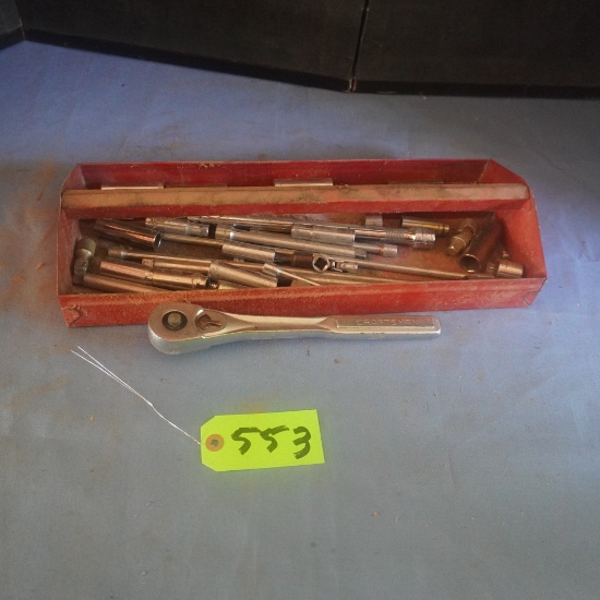 SOCKET SET W/ WRENCH