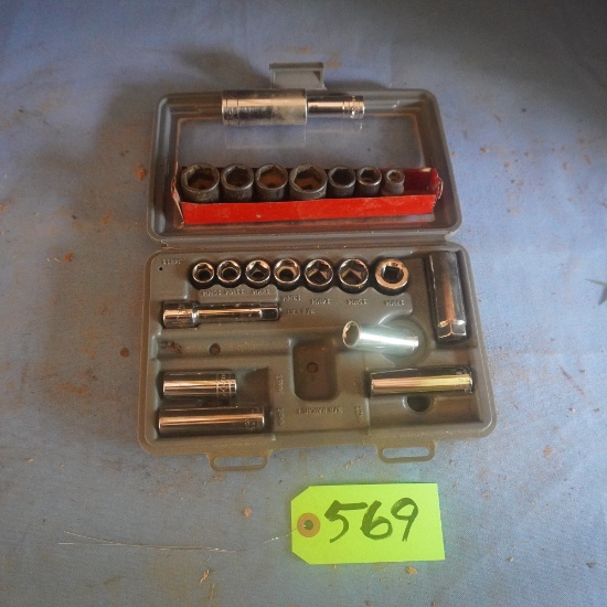 STANDARD & METRIC CRAFTSMAN SOCKETS