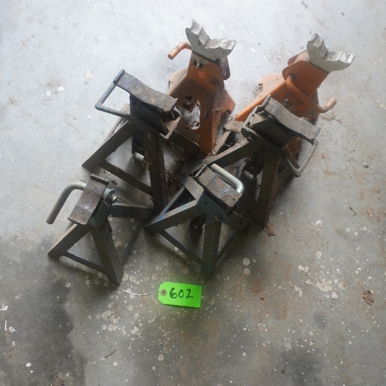 JACK STANDS