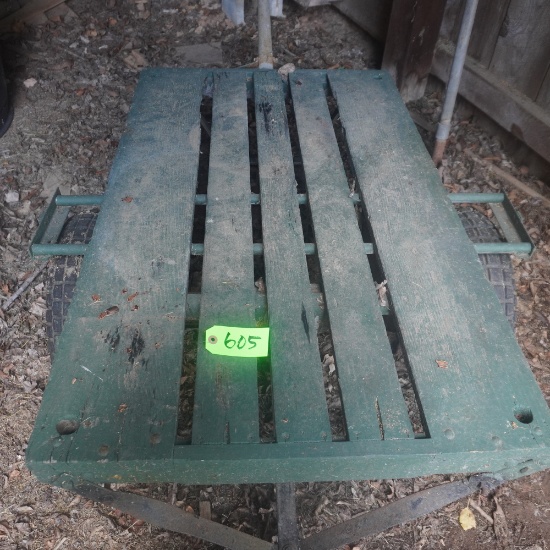 WOODEN CART