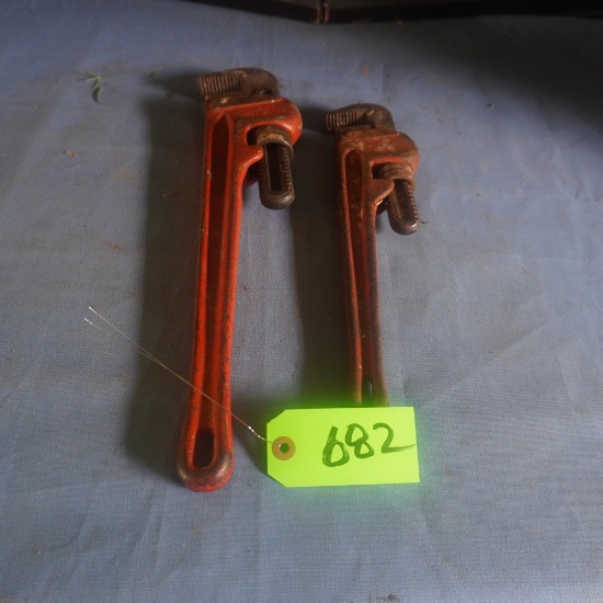 CRAFTSMAN PIPE WRENCHES 18 & 14"