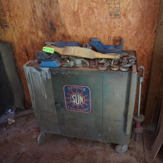 SUN EQUIPMENT CABINET W/ BODY SHOP TOOLS