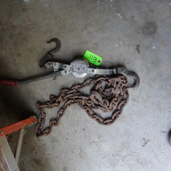 8 FT. LOG CHAIN W/ HOOKS HEAVY DUTY