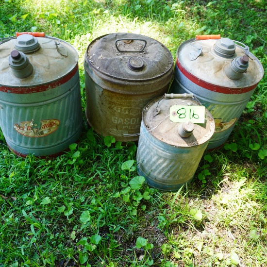 4 GAS CANS