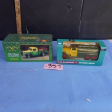 2 JOHN DEERE DIE CAST
