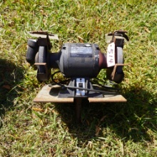 6" BENCH GRINDER