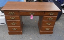 KNEE HOLE DESK