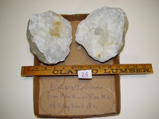 Quartz geodes from Fox River near Wayland MO