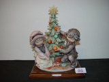 Signed Giuseppe Armani Capodimonte decorating tree figurine