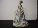 Lladro No. 1.495 “Dama de la colade raso” porcelain figurine in original box 4 pics