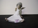 Lladro No. 4.962 “Angel admirativo” porcelain figurine in original box 3 pics