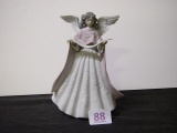 Lladro No. 5831 “Angel Tree Topper” porcelain figurine in original box 3 pics