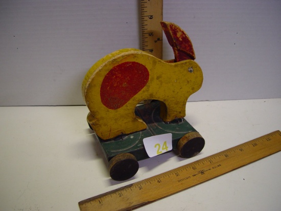 Vintage wood push/pull toy Rabbit