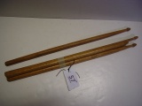 Set of 4 wooden drum sticks