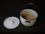 Enamelware Pot with lid