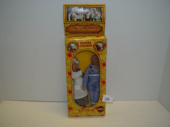 Grandma and Grandpa Walton 8” dolls in original box
