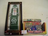 Golden Wheel Custom Replica 1936 Quaker State Gas Pump w/On/Off Light Bank 1:8 Scale,