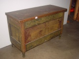 Sheraton Decorated Blanket Chest, One Loose Hinge