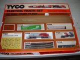 HO Scale Tyco Train Set as Shown, Some Parts Missing no Transformer