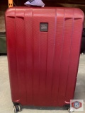 Skyway suitcase Red + Ricardo suitcase grey total 2 pc. 19.3 x 12.2in and 14.6 x 9.1 in. Hardcase.