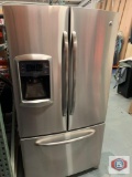 Refrigerator GE Stainless.