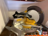 DeWalt 10? (254mm) Compound Miter saw Model. DWS713