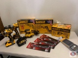 DeWalt 5? Hook + Loop Random Orbit Sander/ DeWalt 3/8? Keyless Chuck Drill / DeWalt Drywall Screw