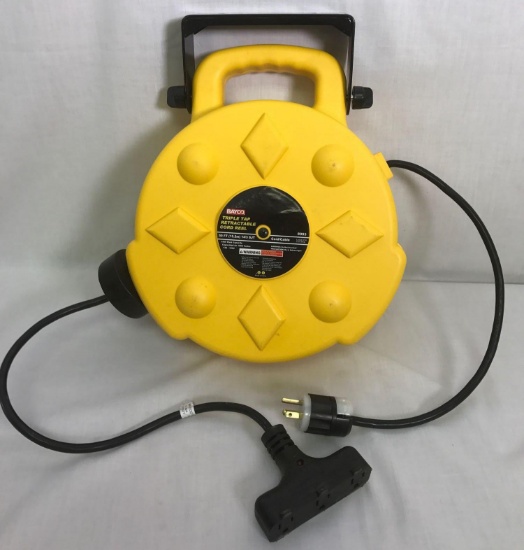 Bayco Retractable Cord Reel