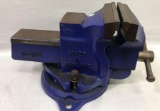 Bench Vise, Pivoting Base