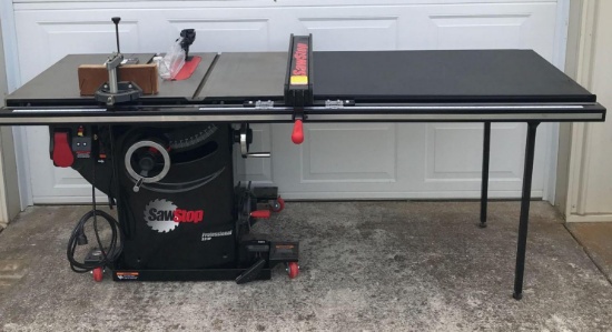 SawStop 10" Professional Cabinet Saw