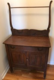 Oak Washstand with Towel Lyre and Wood Caster (LPO)
