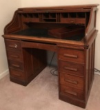 Antique Oak Roll-top Desk (LPO)