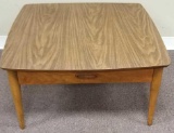 (1) Lane Table w/Drawer (LPO)
