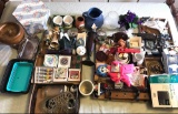 Clean-out Lot 2: Asssorted Knick-Knacks (LPO)