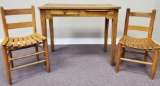 Child's Desk w/2 Chairs (LPO)