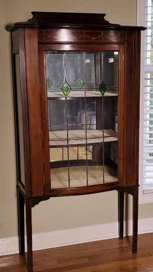 Display cabinet with Leaded Glass Front Doors (LPO)