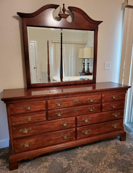 Dresser with Mirror (LPO)