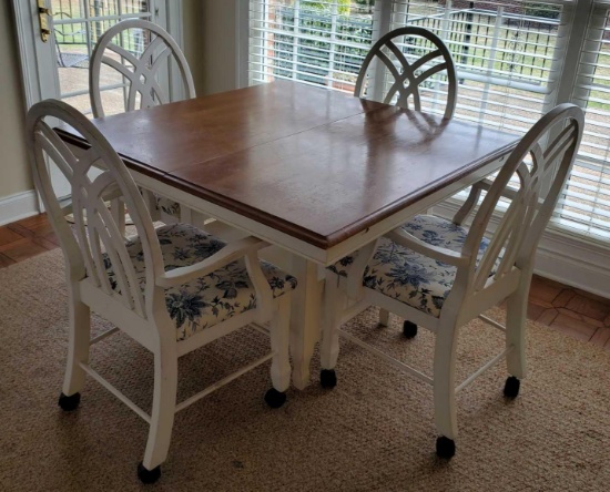 Kitchen/Breakfast Table with 4 Chairs on Rollers (LPO)